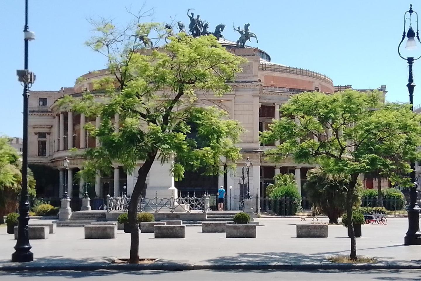 Attico Al Teatro Politeama *