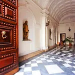 Attico Al Teatro Politeama