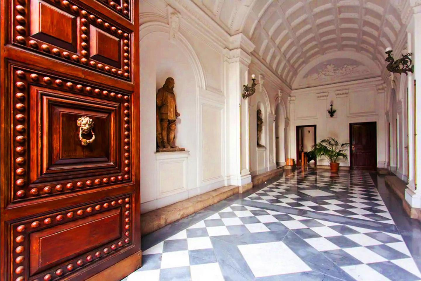 Attico Al Teatro Politeama Apartment *